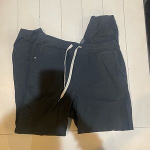 vuori grey joggers